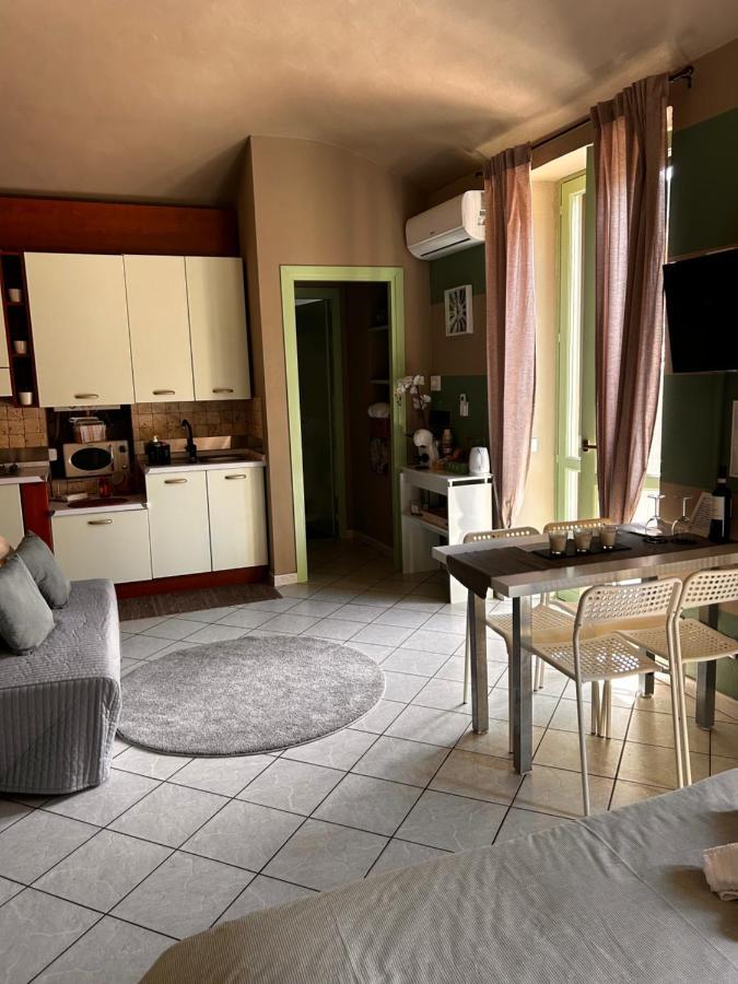 Bon Bon Del Corso Con Terrazzo E Aria Condizionata Appartement Asti Buitenkant foto